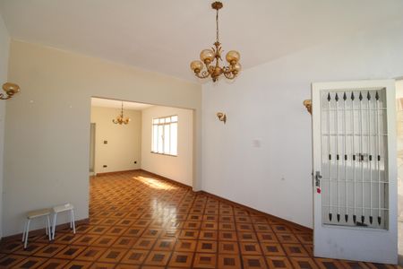 Casa à venda com 150m², 3 quartos e 1 vagaSala