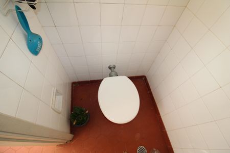 Casa à venda com 150m², 3 quartos e 1 vagaÁrea de Serviço - Banheiro