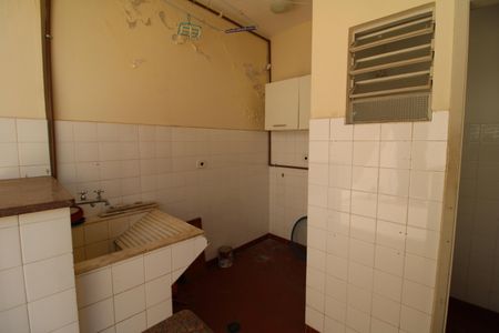 Casa à venda com 150m², 3 quartos e 1 vagaÁrea de Serviço