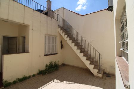 Casa à venda com 150m², 3 quartos e 1 vagaÁrea de Serviço