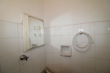 Casa à venda com 150m², 3 quartos e 1 vagaÁrea de Serviço - Banheiro