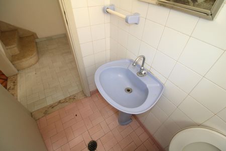 Casa à venda com 150m², 3 quartos e 1 vagaBanheiro 1