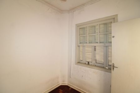 Casa à venda com 150m², 3 quartos e 1 vagaÁrea de Serviço - Quarto