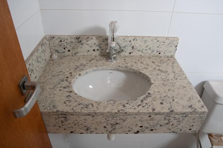 Apartamento à venda com 27m², 1 quarto e sem vaga Apartamento à venda com 27m², 1 quarto e sem vagaBanheiro Social