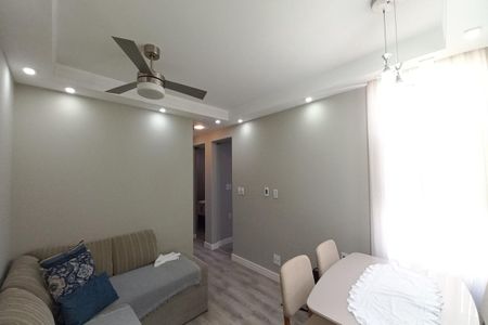 Apartamento para alugar com 50m², 2 quartos e 1 vaga Apartamento para alugar com 50m², 2 quartos e 1 vagaSala