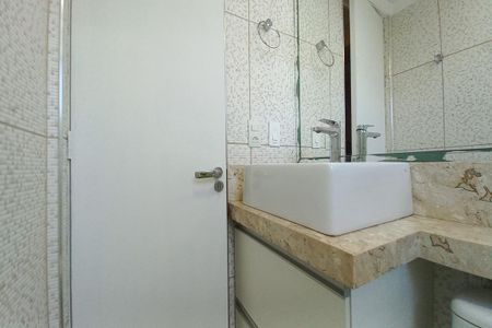 Apartamento para alugar com 50m², 2 quartos e 1 vaga Apartamento para alugar com 50m², 2 quartos e 1 vagaBanheiro