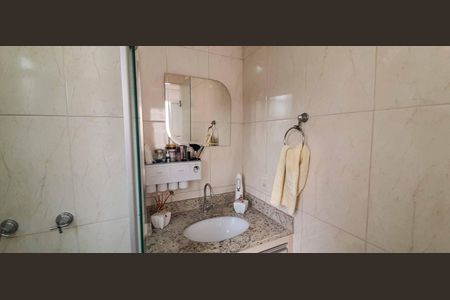 Apartamento à venda com 65m², 3 quartos e 1 vaga Apartamento à venda com 65m², 3 quartos e 1 vagaBanheiro da Suíte