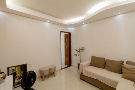 Casa para alugar com 125m², 3 quartos e 2 vagasSala