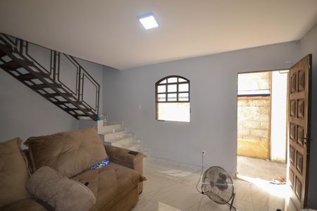 Casa para alugar com 200m², 3 quartos e 1 vagaSala