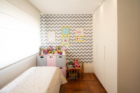 Apartamento à venda com 156m², 3 quartos e 3 vagasSuíte 2