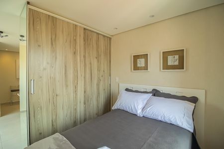 Studio à venda com 30m², 1 quarto e sem vaga Studio à venda com 30m², 1 quarto e sem vagaQuarto