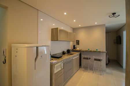 Studio à venda com 30m², 1 quarto e sem vaga Studio à venda com 30m², 1 quarto e sem vagaSala/Cozinha