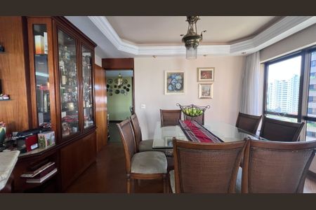Apartamento à venda com 240m², 3 quartos e 3 vagasSala de Jantar