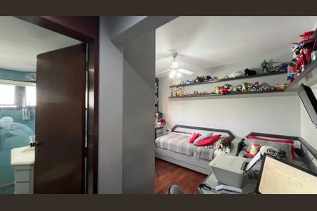 Apartamento à venda com 240m², 3 quartos e 3 vagasCozinha