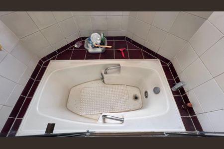 Apartamento à venda com 240m², 3 quartos e 3 vagasBanheiro da Suíte 3