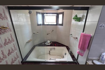 Apartamento à venda com 240m², 3 quartos e 3 vagasBanheiro da Suíte 3