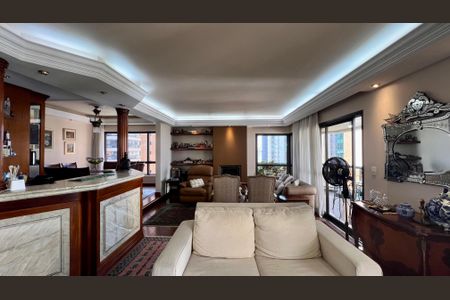 Apartamento à venda com 240m², 3 quartos e 3 vagasSala