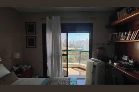 Apartamento à venda com 240m², 3 quartos e 3 vagasSuíte 3