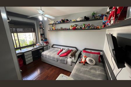 Apartamento à venda com 240m², 3 quartos e 3 vagasSuíte 1