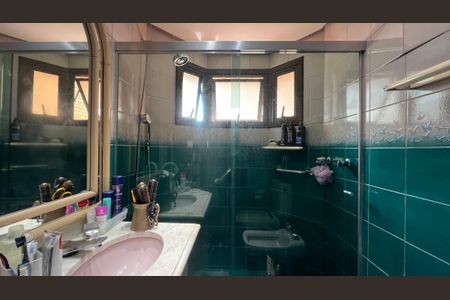 Apartamento à venda com 240m², 3 quartos e 3 vagasBanheiro da Suíte 2