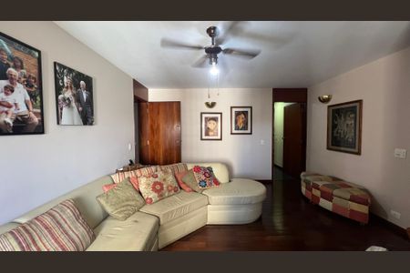 Apartamento à venda com 240m², 3 quartos e 3 vagasSala de TV