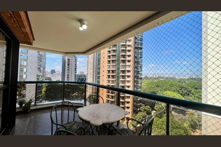 Apartamento à venda com 240m², 3 quartos e 3 vagasVaranda da Sala