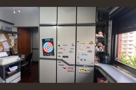 Apartamento à venda com 240m², 3 quartos e 3 vagasSuíte 1