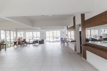 Apartamento para alugar com 55m², 2 quartos e 1 vaga Apartamento para alugar com 55m², 2 quartos e 1 vagaÁrea comum - Salão de festas