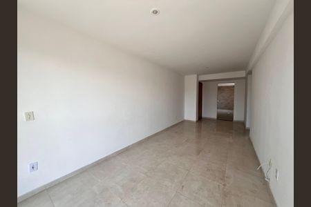 Apartamento à venda com 80m², 3 quartos e 1 vagaSala