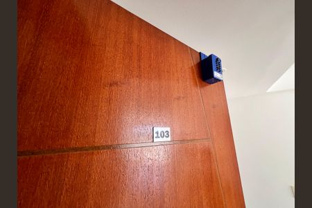 Apartamento à venda com 80m², 3 quartos e 1 vagaLockBox