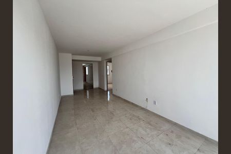 Apartamento à venda com 80m², 3 quartos e 1 vagaSala