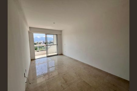 Apartamento à venda com 80m², 3 quartos e 1 vagaSala