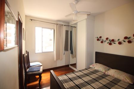 Apartamento à venda com 180m², 4 quartos e 2 vagasQuarto 4