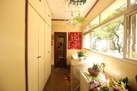 Apartamento à venda com 180m², 4 quartos e 2 vagasÁrea de serviço