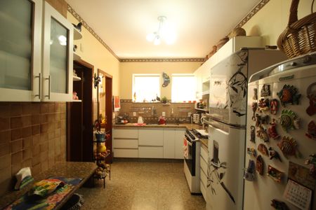 Apartamento à venda com 180m², 4 quartos e 2 vagasCozinha