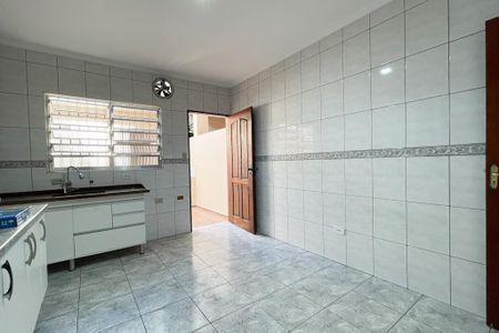 Casa para alugar com 160m², 3 quartos e 2 vagasCozinha