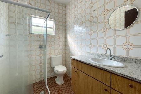 Casa para alugar com 160m², 3 quartos e 2 vagasBanheiro Social 1