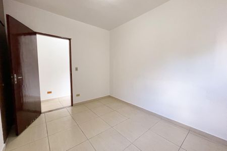 Casa para alugar com 160m², 3 quartos e 2 vagasQuarto 2