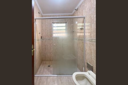 Casa para alugar com 160m², 3 quartos e 2 vagasBanheiro Social 2