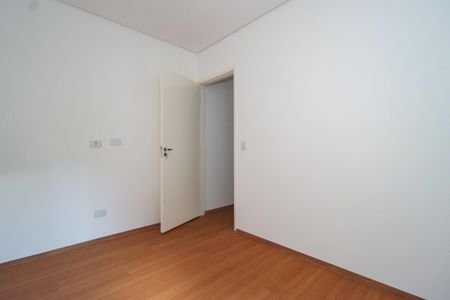 Casa de condomínio à venda com 103m², 3 quartos e 2 vagasQuarto 3