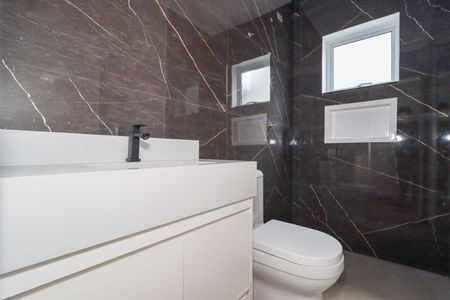 Casa de condomínio à venda com 103m², 3 quartos e 2 vagasBanheiro