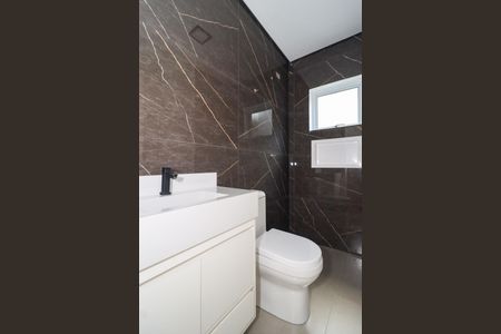 Casa de condomínio à venda com 103m², 3 quartos e 2 vagasBanheiro