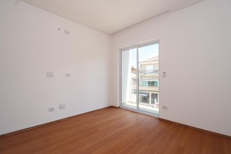 Casa de condomínio à venda com 103m², 3 quartos e 2 vagasSuíte