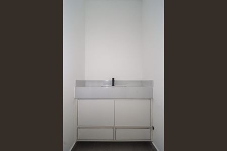 Casa de condomínio à venda com 103m², 3 quartos e 2 vagasBanheiro da Suíte