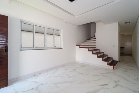 Casa de condomínio à venda com 103m², 3 quartos e 2 vagasSala