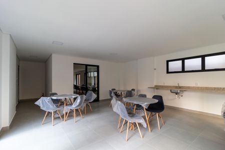 Studio à venda com 33m², 1 quarto e 1 vaga Studio à venda com 33m², 1 quarto e 1 vagaÁrea comum - Salão de festas