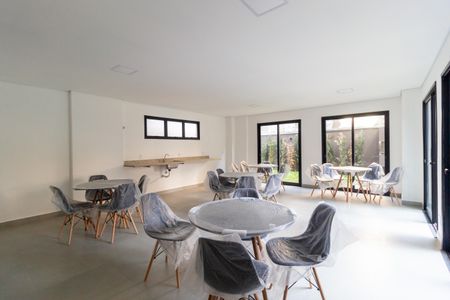 Studio à venda com 33m², 1 quarto e 1 vaga Studio à venda com 33m², 1 quarto e 1 vagaÁrea comum - Salão de festas