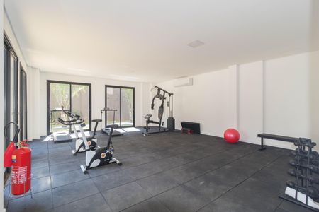 Studio à venda com 33m², 1 quarto e 1 vaga Studio à venda com 33m², 1 quarto e 1 vagaAcademia