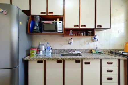 Apartamento para alugar com 92m², 2 quartos e 1 vagaCozinha