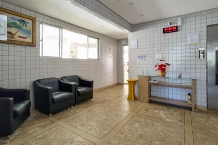 Apartamento para alugar com 92m², 2 quartos e 1 vagaHall de entrada